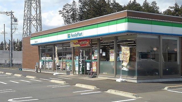 コンビニ　ファミリーマート石岡正上内店（コンビニ）まで190m