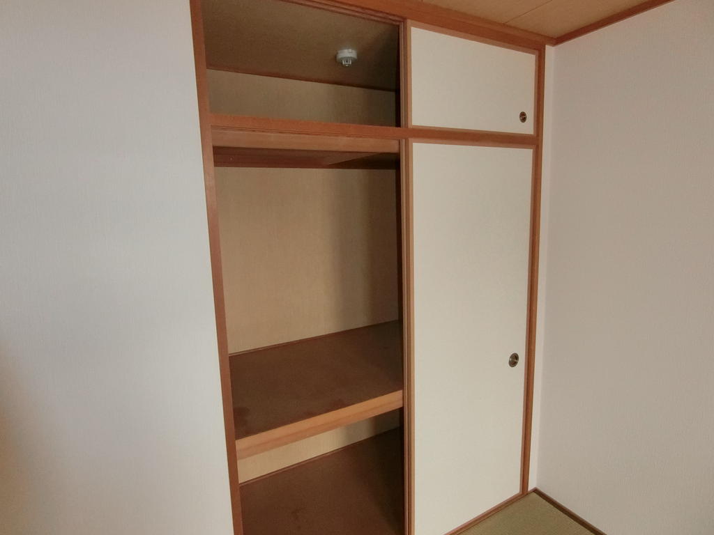 収納　和室押入
