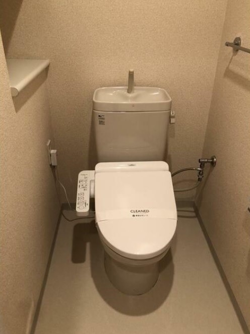 トイレ　※別部屋の参考写真です。