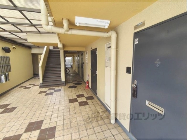 その他　一階廊下