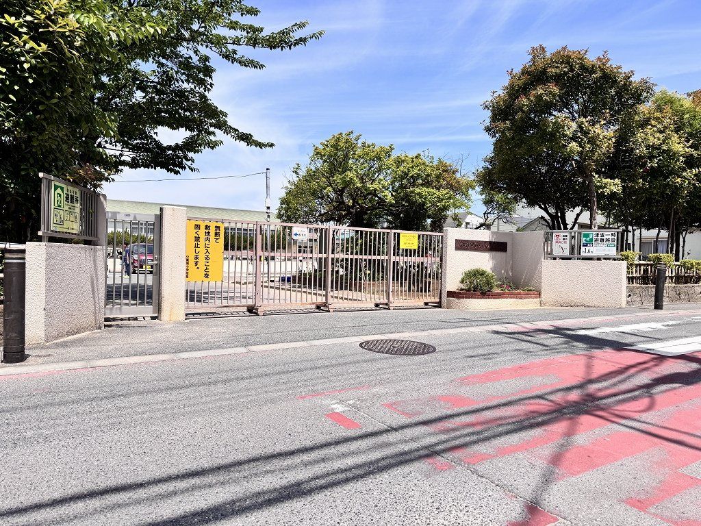 小学校　小栗原小学校（小学校）まで260m