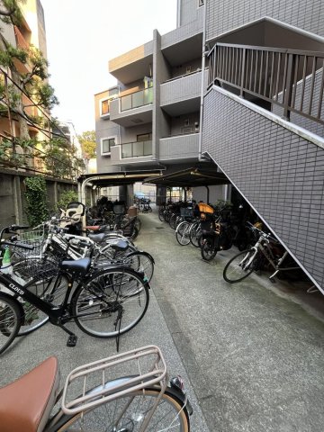 駐車場　駐輪場です