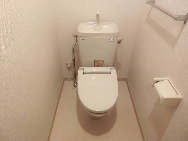 トイレ　トイレもきれいです