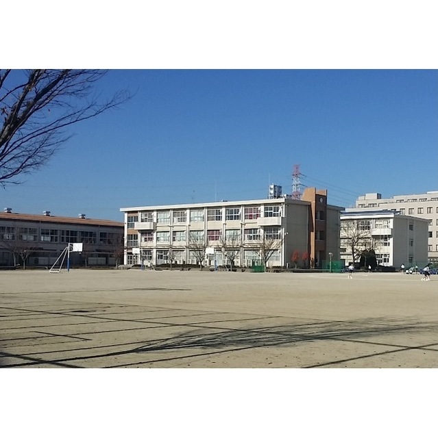 中学校　岐阜西中学校（中学校）まで3080m