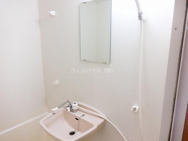 洗面設備　洗面台あり！