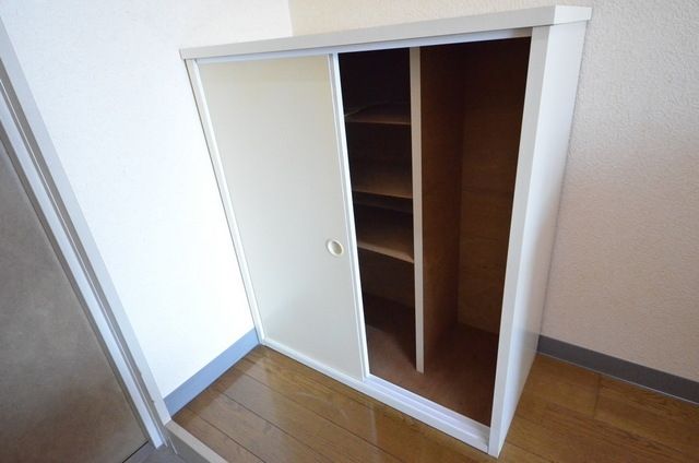 その他　☆玄関スッキリ！シューズＢＯＸ☆
