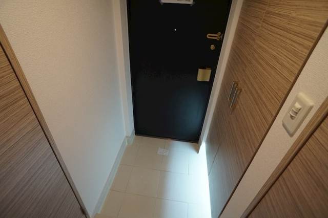 玄関　別号室