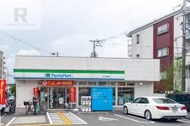コンビニ　ファミリーマート枚方西禁野店（コンビニ）まで185m