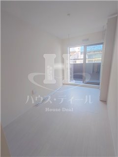 居室・リビング　ゆったり過ごせる居間です