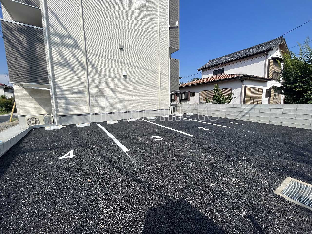 駐車場　駐車場♪