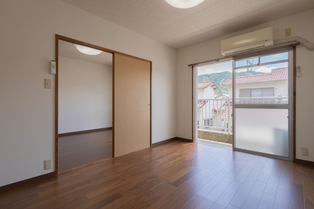 その他部屋・スペース　リビングの隣の洋室6帖