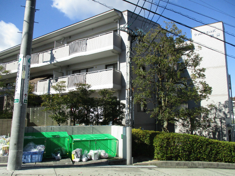 名古屋市千種区新池町のマンションの建物外観