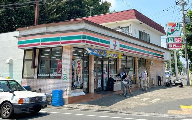 【川越市中原町のマンションのコンビニ】