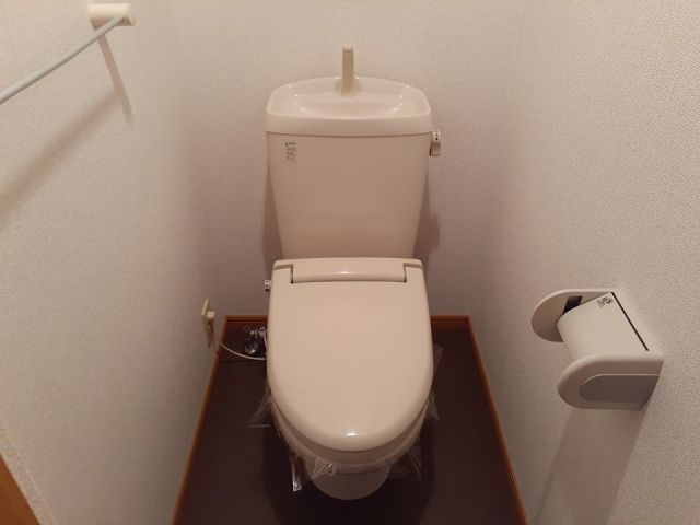 【一宮市小信中島のマンションのトイレ】