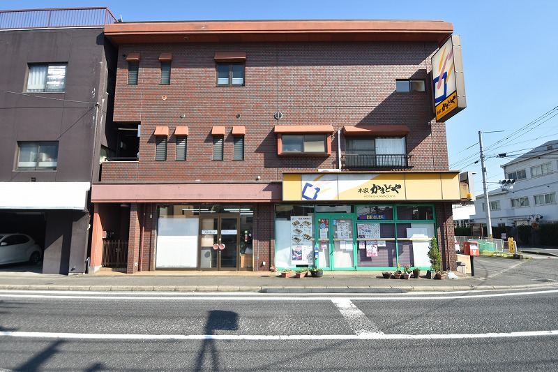 安芸郡海田町南つくも町のマンションの建物外観