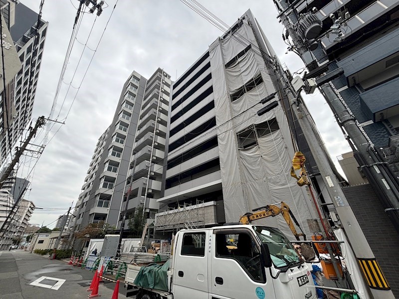 【神戸市兵庫区浜崎通のマンションの建物外観】