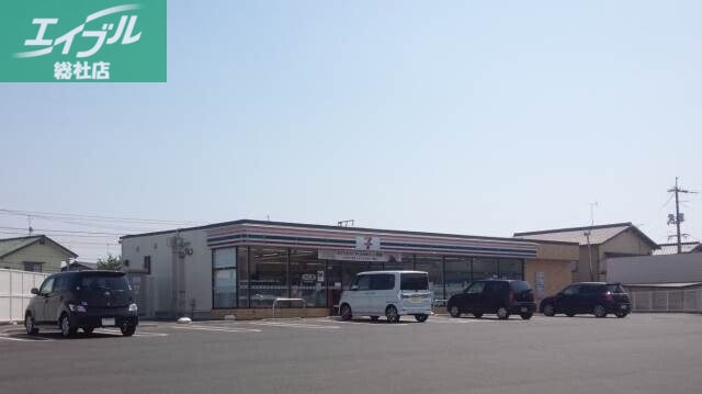 コンビニ　セブンイレブン 倉敷西阿知南店（コンビニ）まで775m