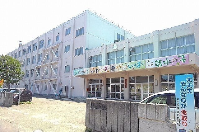 【パークサイド元町の小学校】