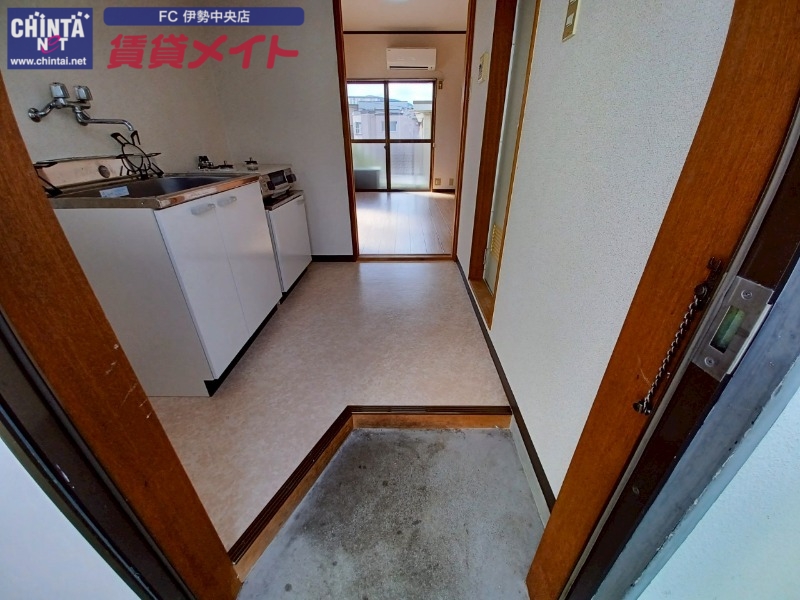 玄関　同型参考写真