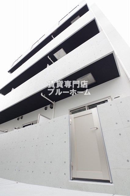 堺市北区南花田町のマンションの建物外観