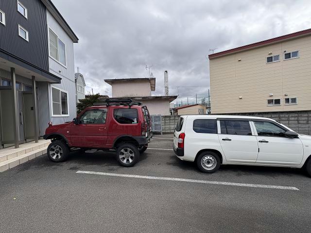 駐車場　駐車場