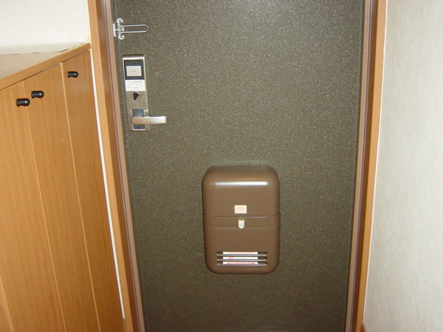 玄関　玄関（イメージ）