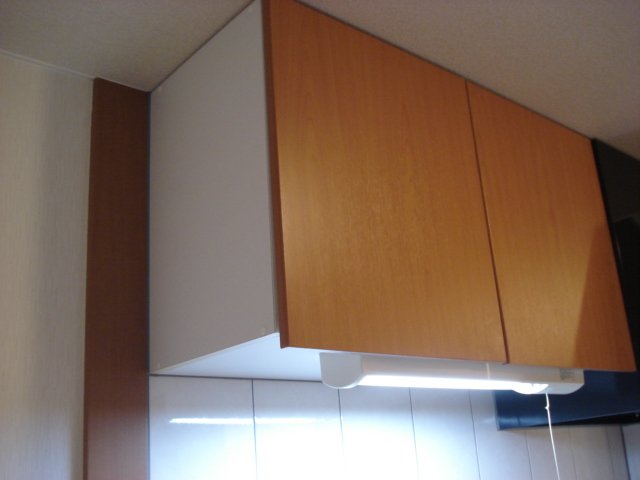 収納　吊り戸（イメージ）