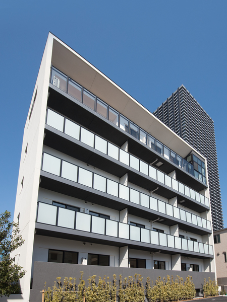 建物外観　バルコニー側からの外観写真です。