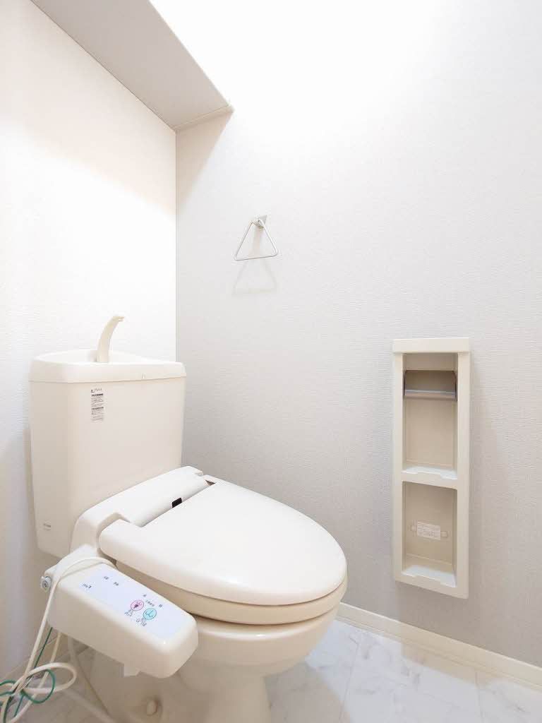 トイレ　トイレ