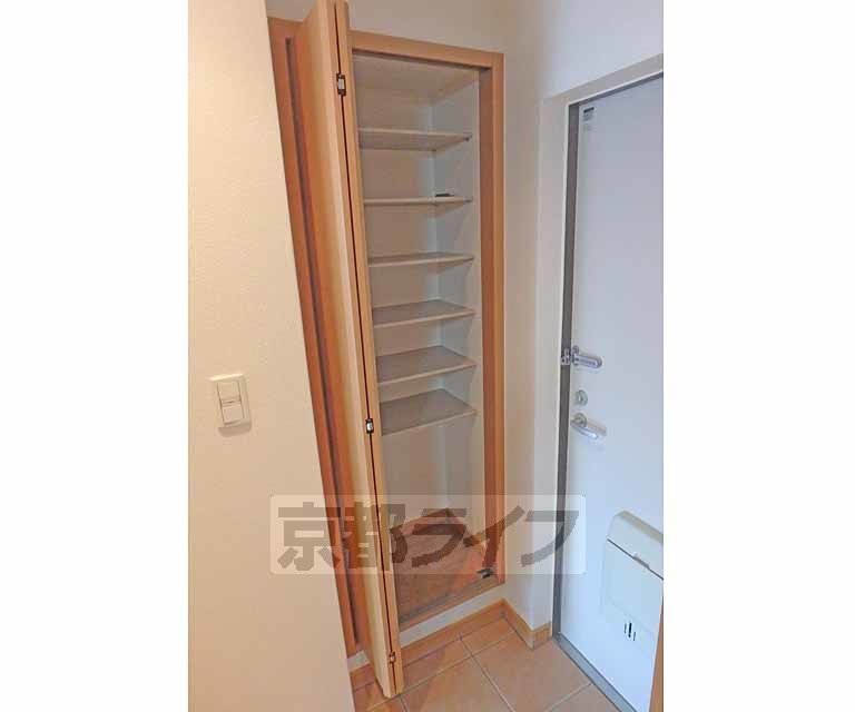 その他設備　大容量の下駄箱です！