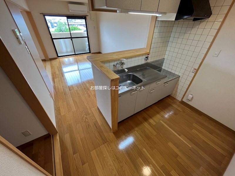 Y・Kストーク_内装_1