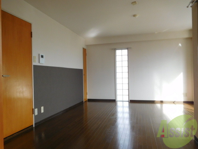 居室・リビング　アクセントクロスがこれまたお洒落です