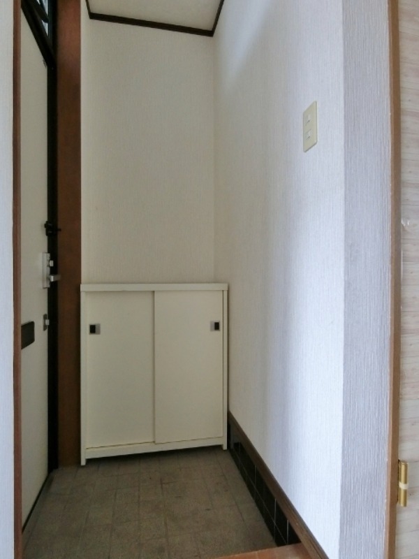 玄関　図面と現状に相違がある場合には現状を優先