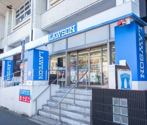 コンビニ　ローソン駒澤オリンピック公園前店（コンビニ）まで528m