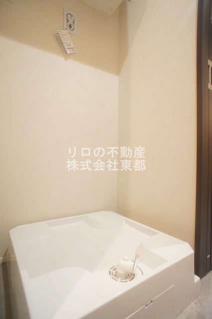 その他　洗濯機置場には防水パンを設置！水漏れも安心です◎