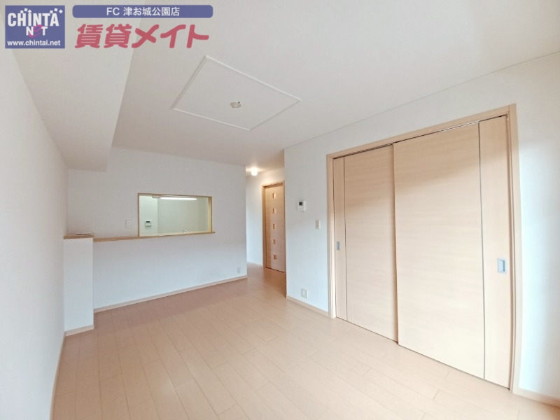 居室・リビング　同一タイプ部屋写真