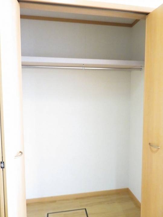 収納　クローゼット