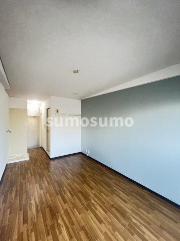 その他部屋・スペース　広くて明るい寝室