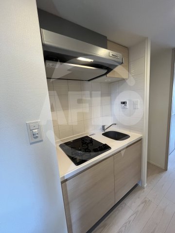 キッチン　サムティ夕凪LUKSUS　システムキッチン