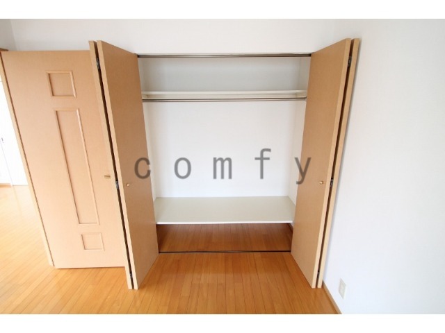 収納　クローゼット