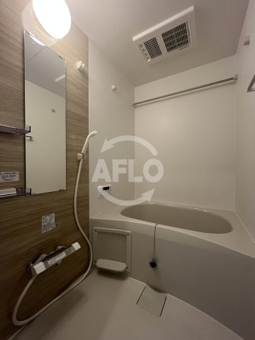 バス・シャワールーム　ジーメゾン姫島アウラ　浴室