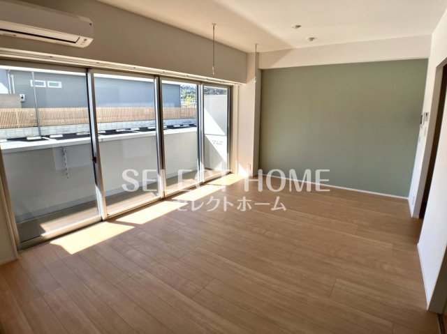 居室・リビング　おしゃれな居間です