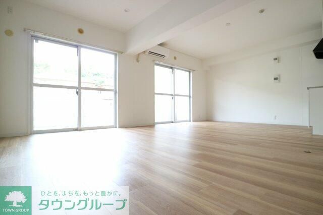 居室・リビング　お問合せはタウンハウジングまで！※現地待合わせ相談可能