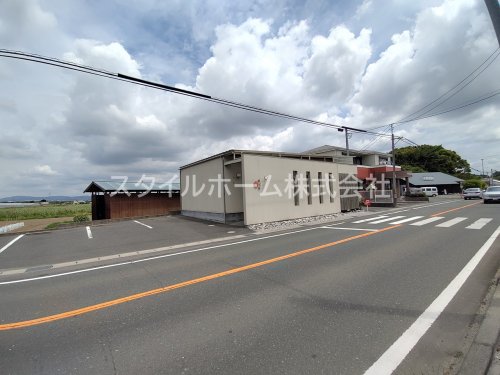 飲食店　慎之助（飲食店）まで724m