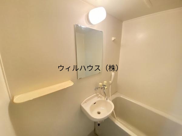 洗面設備　洗面台付き！