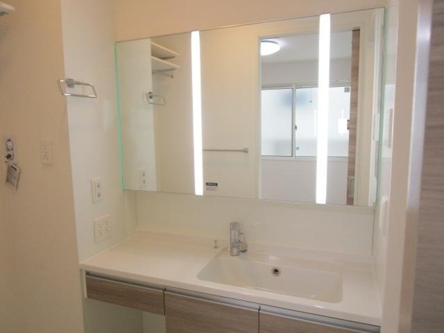 洗面設備　洗髪洗面化粧台