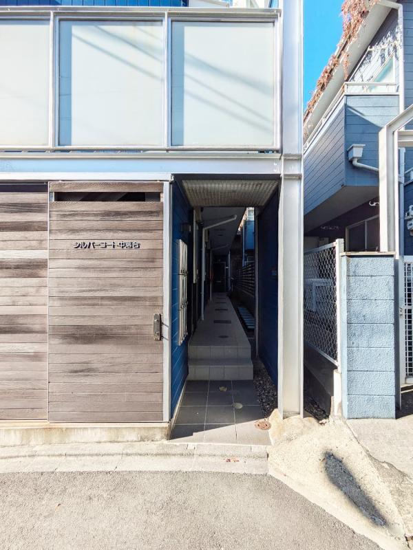 エントランス　エントランス