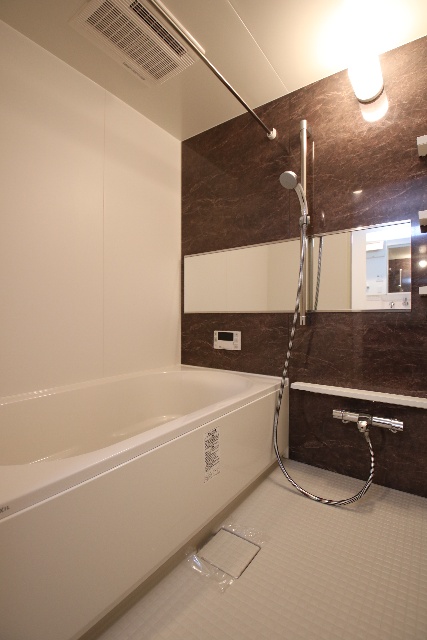 バス・シャワールーム　※別室の参考写真の為、現況優先です。