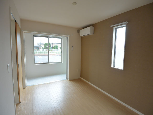 その他　※同物件別号室写真となります。