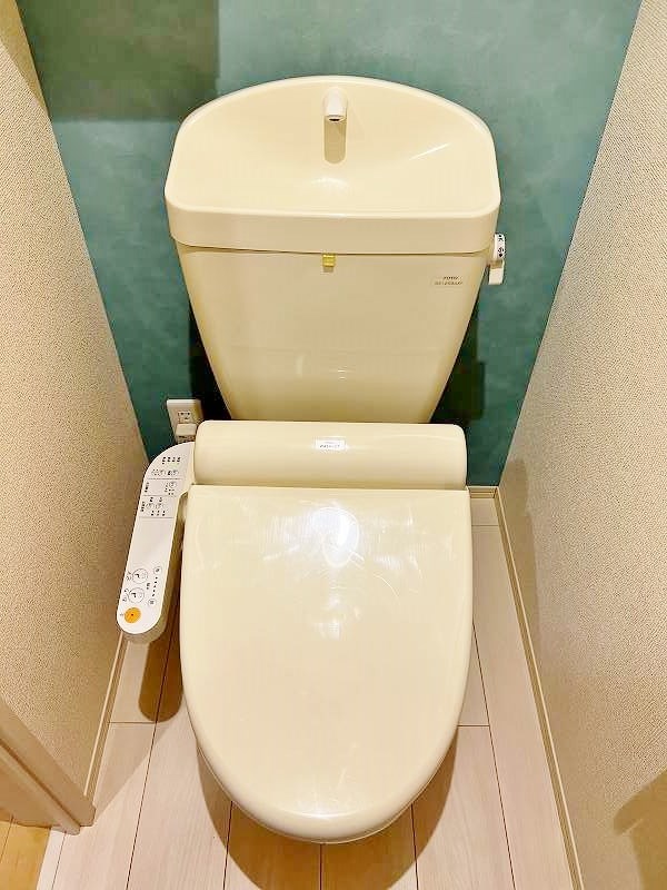 トイレ　★温水洗浄便座付トイレ★